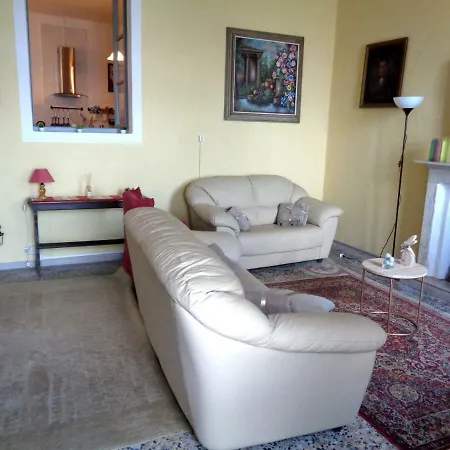 La Ca' Vegia Feriehus *